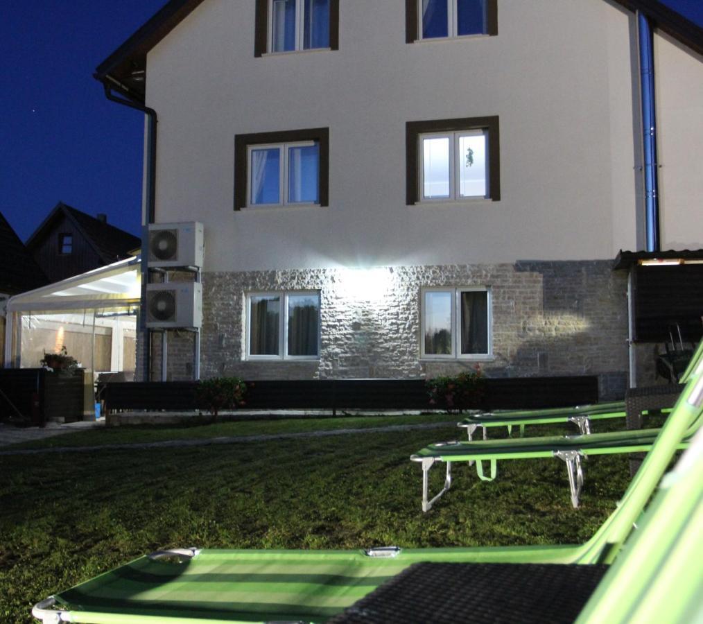 Millenium House 1 Jezerce Exterior foto